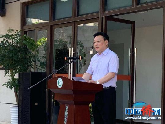中国侨网四川省侨商投资企业协会执行会长郝士权。（岳依桐摄）　岳依桐　摄